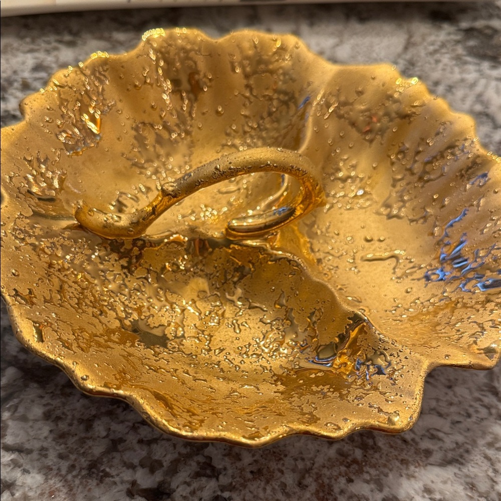 Weeping bright Gold Textured Decorative Candy Dish